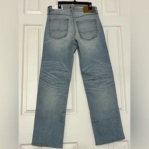 American Eagle Men’s Original Bootcut light blue wash jeans, 28x32